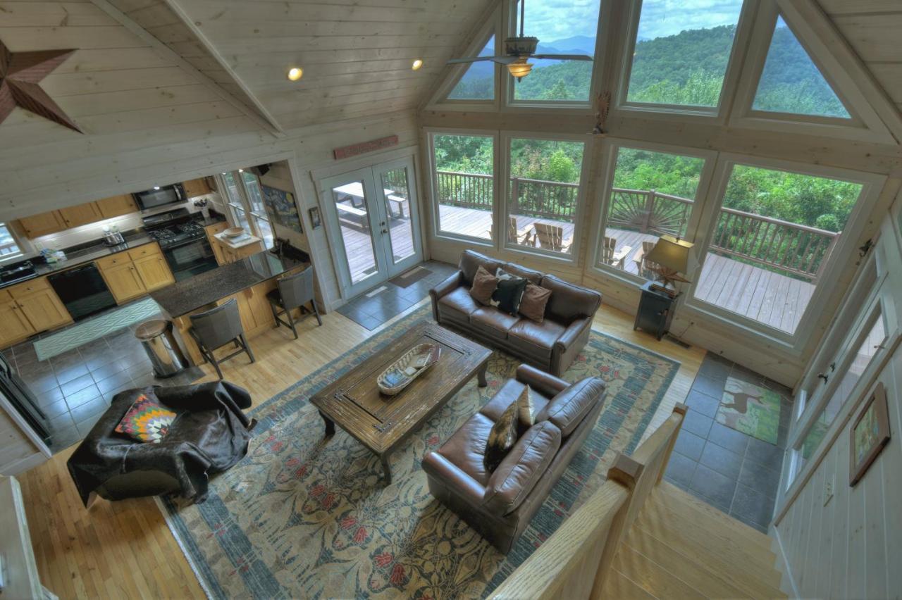 Champagne Chalet - Cuddleup Villa Morganton Eksteriør billede